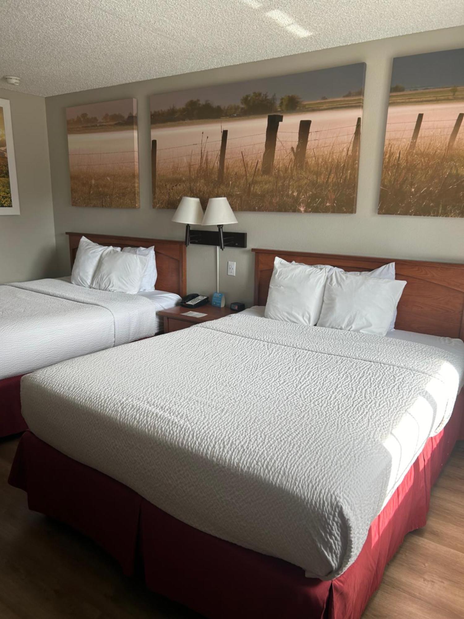 Days Inn By Wyndham Turlock Eksteriør bilde