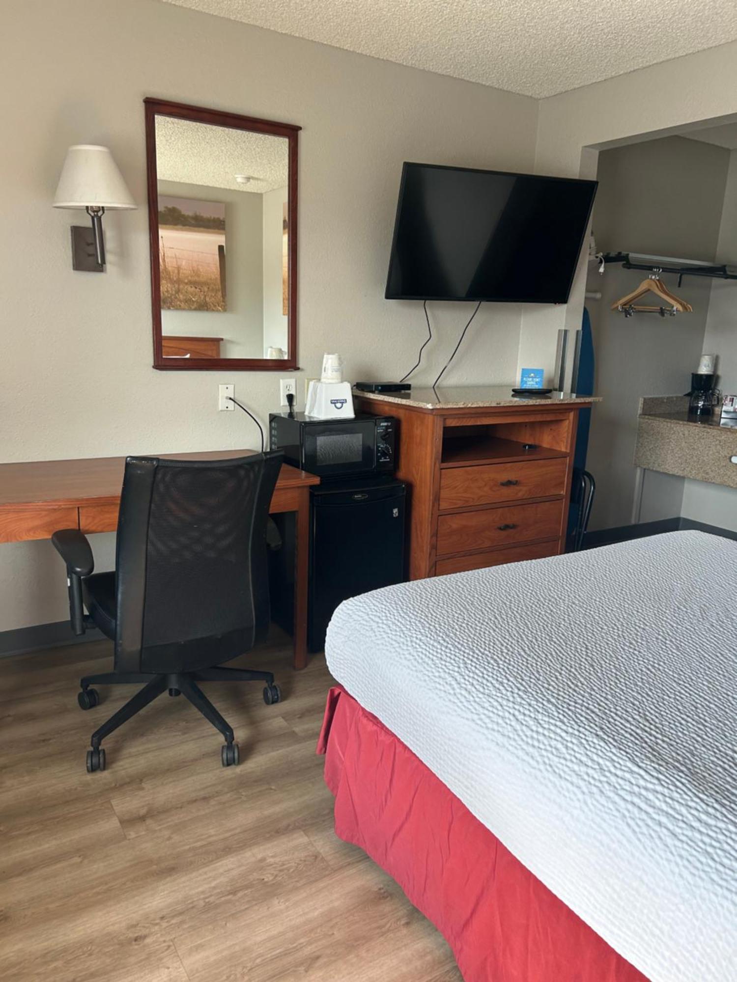 Days Inn By Wyndham Turlock Eksteriør bilde