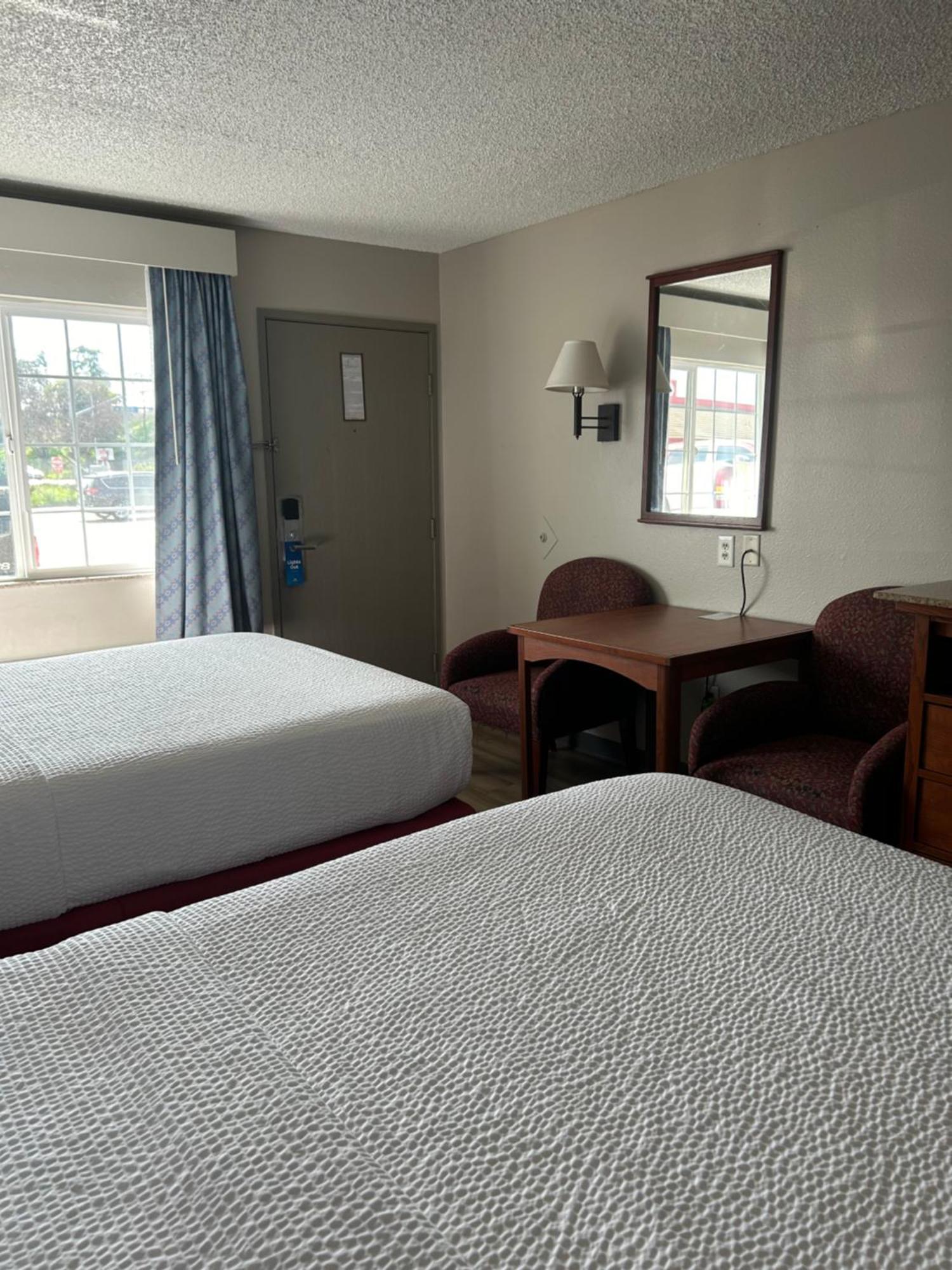 Days Inn By Wyndham Turlock Eksteriør bilde