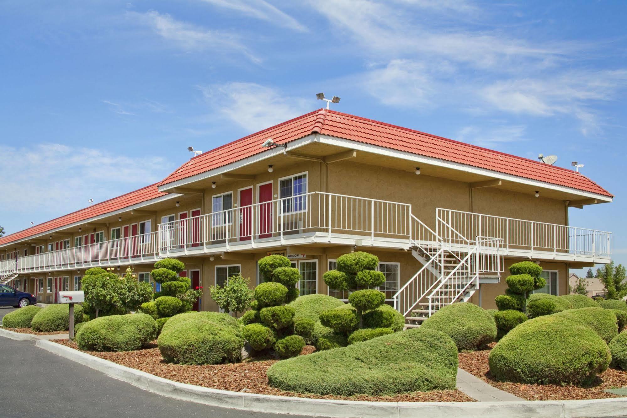 Days Inn By Wyndham Turlock Eksteriør bilde